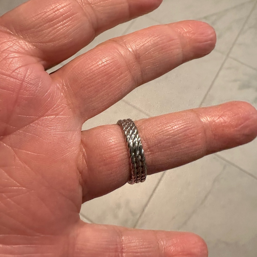 David Yurman Silver Ring with Prasiolite (Green) Gemstone - Picture 4 of 11